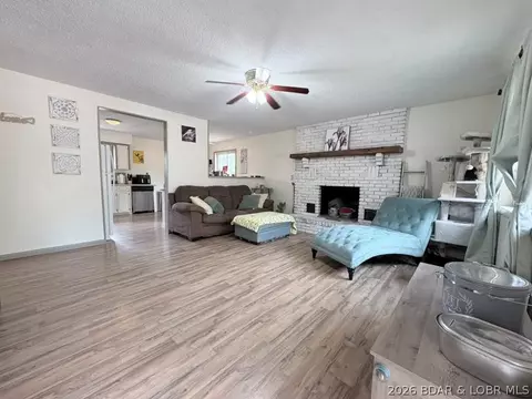 Living - 315 9th St, Crocker, MO 65452 photo 4 of 4