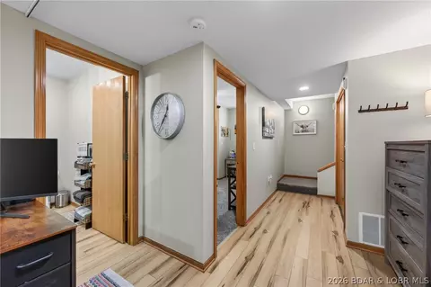 Entry Way - 6 Aces Dr, Edwards, MO 65326 photo 4 of 7