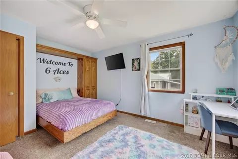Bedroom - 6 Aces Dr, Edwards, MO 65326 photo 2 of 10
