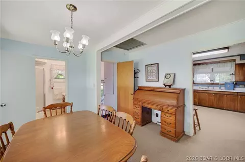 Dining - 601 E Newton St, Eldon, MO 65026 photo 4 of 5