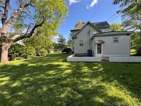 Exterior - 601 E Newton St, Eldon, MO 65026 photo 22 of 23