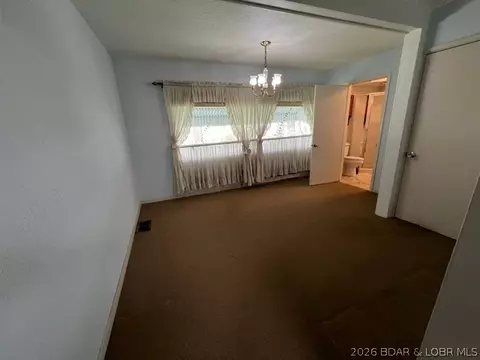 Bedroom - 601 E Newton St, Eldon, MO 65026 photo 6 of 9