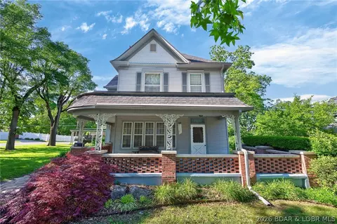 Exterior - 601 E Newton St, Eldon, MO 65026 photo 7 of 23