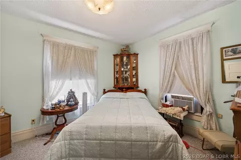 Bedroom - 601 E Newton St, Eldon, MO 65026 photo 4 of 9
