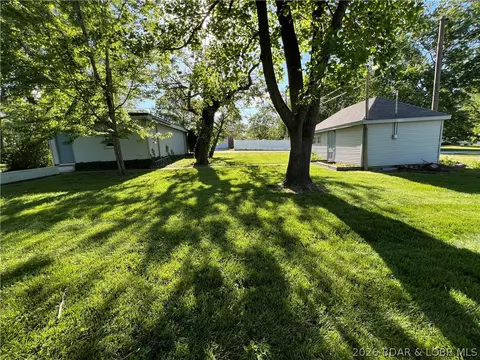 Exterior - 601 E Newton St, Eldon, MO 65026 photo 23 of 23