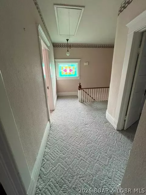Entry Way - 601 E Newton St, Eldon, MO 65026 photo 5 of 5