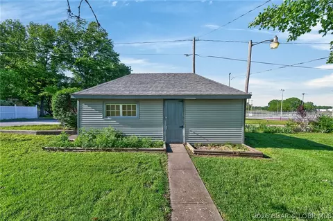 Exterior - 601 E Newton St, Eldon, MO 65026 photo 15 of 23