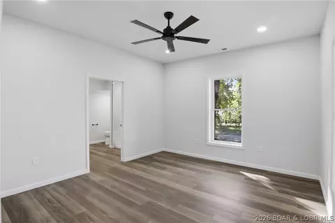 Entry Way - 116 Oak St, Eldon, MO 65026 photo 4 of 5
