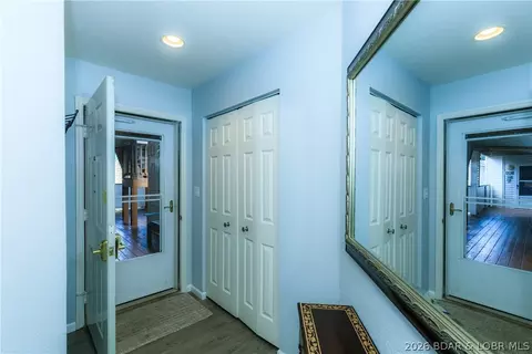 Entry Way - 601 Park Place Dr #1A, Kaiser, MO 65047 photo 1 of 2