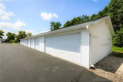 Exterior - 601 Park Place Dr #1A, Kaiser, MO 65047 photo 9 of 18