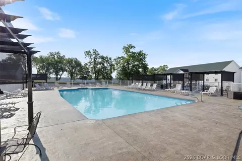 Exterior - 601 Park Place Dr #1A, Kaiser, MO 65047 photo 15 of 18