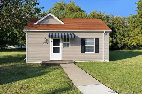 309 E Pettis St, Sedalia, MO 65301