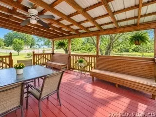 Exterior - 610 Old W Rd, Versailles, MO 65084 photo 2 of 3