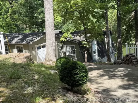 59 Dantay Dr, Sunrise Beach, MO 65079