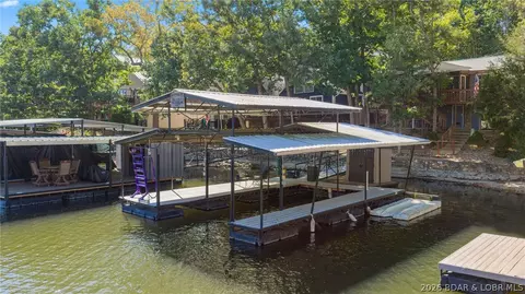 138 Chicago Ave, Sunrise Beach, MO 65079