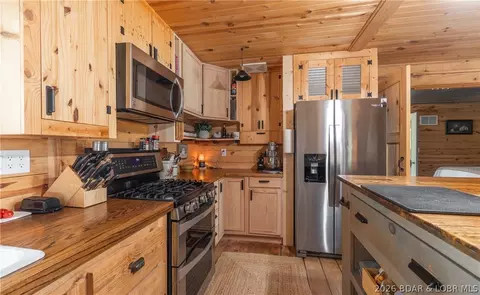 Kitchen - 81 Meadowlark Rd, Brumley, MO 65017 photo 1 of 3
