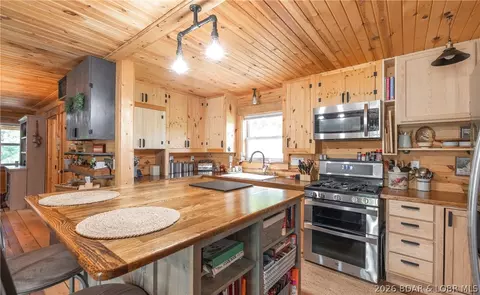 Kitchen - 81 Meadowlark Rd, Brumley, MO 65017 photo 2 of 3