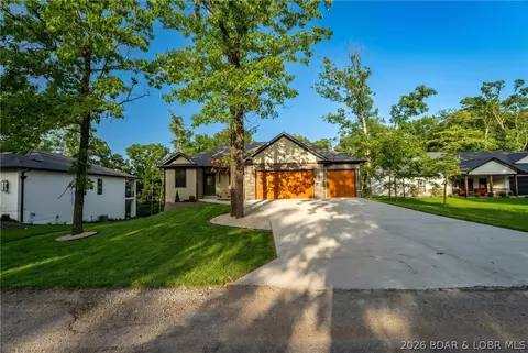344 Via Appia Dr, Sunrise Beach, MO 65079