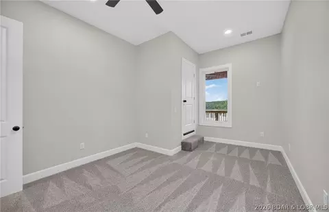 Bedroom - 1050 Emerald Hills Dr, Edwards, MO 65326 photo 4 of 12