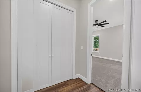 Entry Way - 1050 Emerald Hills Dr, Edwards, MO 65326 photo 8 of 9