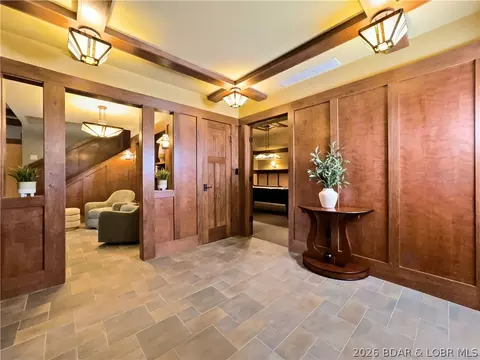 Entry Way - 155 Seclusion Dr, Camdenton, MO 65020 photo 2 of 4