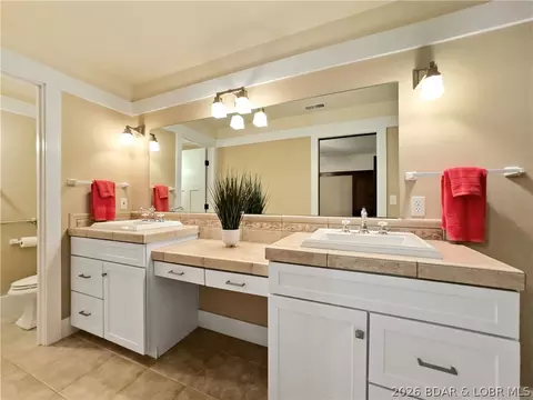 Bath - 155 Seclusion Dr, Camdenton, MO 65020 photo 1 of 4
