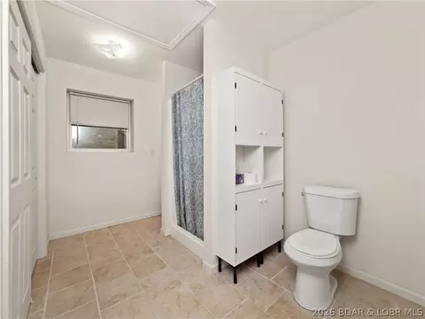 Bath - 155 Seclusion Dr, Camdenton, MO 65020 photo 4 of 4