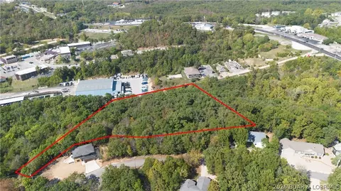 Oak Ridge Road, Lake Ozark, MO 65049