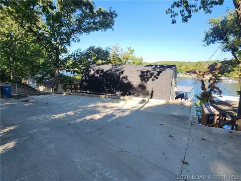 Exterior - 30847 Rustic Rd, Rocky Mount, MO 65072 photo 12 of 13