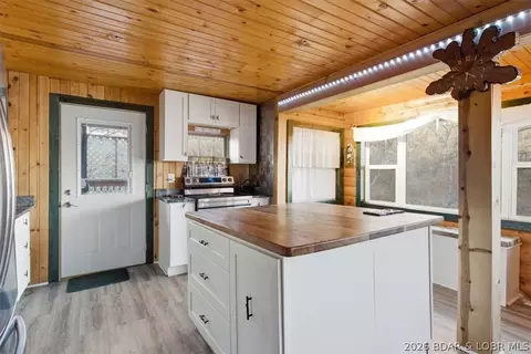 Kitchen - 624 Look Out Dr, Edwards, MO 65326 photo 2 of 4