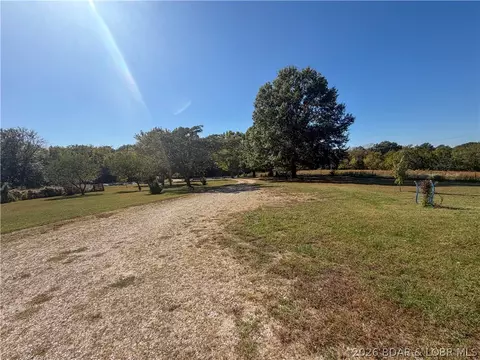 Exterior - 14077 Hwy D, Versailles, MO 65084 photo 6 of 6