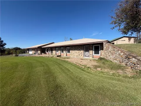 Exterior - 14077 Hwy D, Versailles, MO 65084 photo 2 of 6