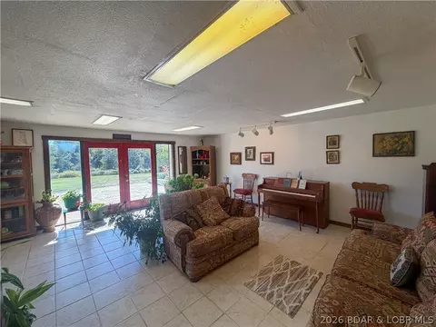 Living - 14077 Hwy D, Versailles, MO 65084 photo 3 of 7