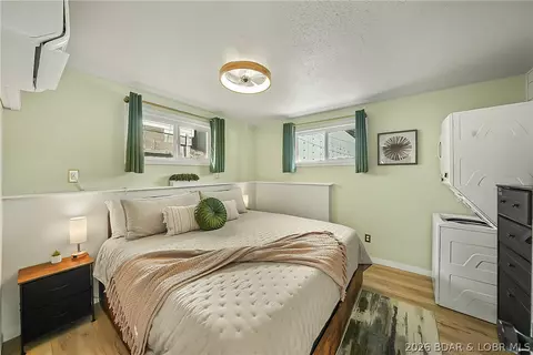 Bedroom - 30822 Windy Ln, Rocky Mount, MO 65072 photo 2 of 3