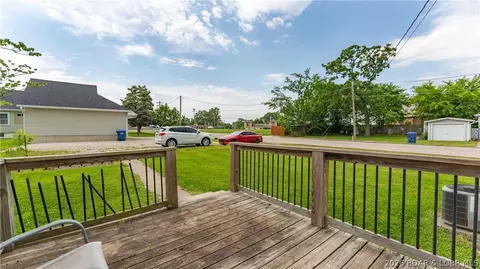 Exterior - 70 Camden Ave, Camdenton, MO 65020 photo 1 of 2
