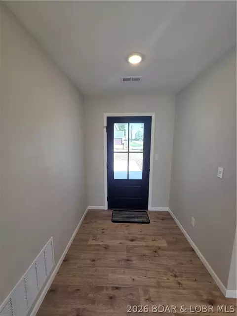 Entry Way - 1013 Colorado Ave, Eldon, MO 65026 photo 1 of 2
