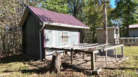 Exterior - 19767 Long Branch Rd, Barnett, MO 65011 photo 4 of 7