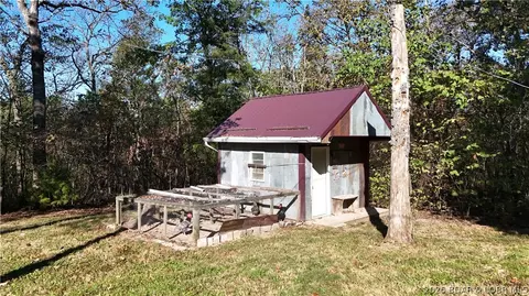 Exterior - 19767 Long Branch Rd, Barnett, MO 65011 photo 6 of 7