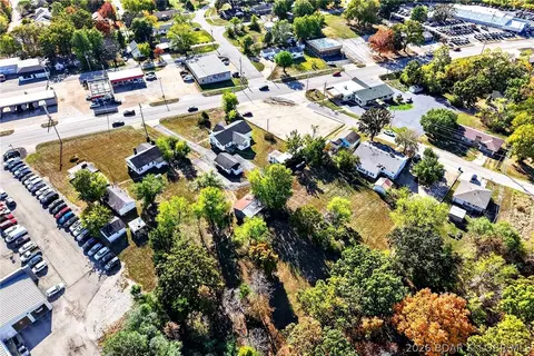 View/Area - 332 Business Route 5, Camdenton, MO 65020 photo 4 of 8