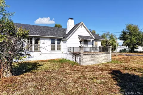 Exterior - 332 Business Route 5, Camdenton, MO 65020 photo 1 of 9