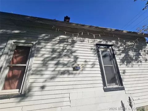 Exterior - 555 Main St, Olean, MO 65064 photo 3 of 6