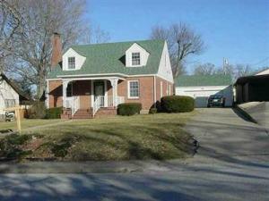 520 E Center St, Mount Vernon, MO 65712 photo 1