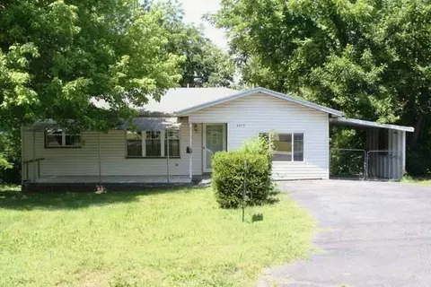 2475 N Albertha Ave, Springfield, MO 65803 photo 1