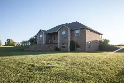 901 Westwind Ct, Nixa, MO 65714 photo 1
