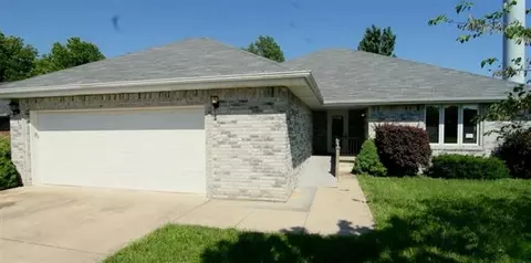 308 Laurel Ln, Nixa, MO 65714 photo 1
