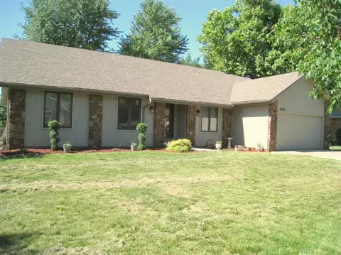 1322 E Woodgate, Springfield, MO 65804 photo 1