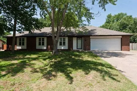 2335 W Alta St, Springfield, MO 65810 photo 1