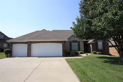 3242 E Shady Glen St, Springfield, MO 65804 photo 1
