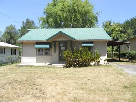 2731 W College St, Springfield, MO 65802 photo 1
