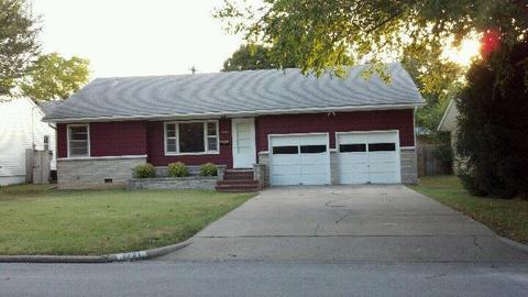 1721 S Fairway Ave, Springfield, MO 65804 photo 1